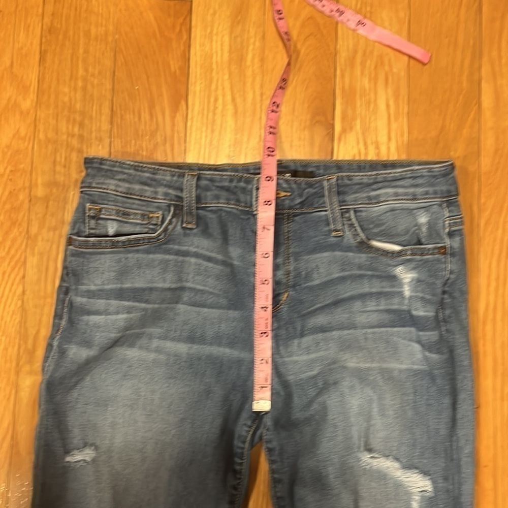 Joe’s womens skinny distressed jeans size 29. - Picture 5 of 8